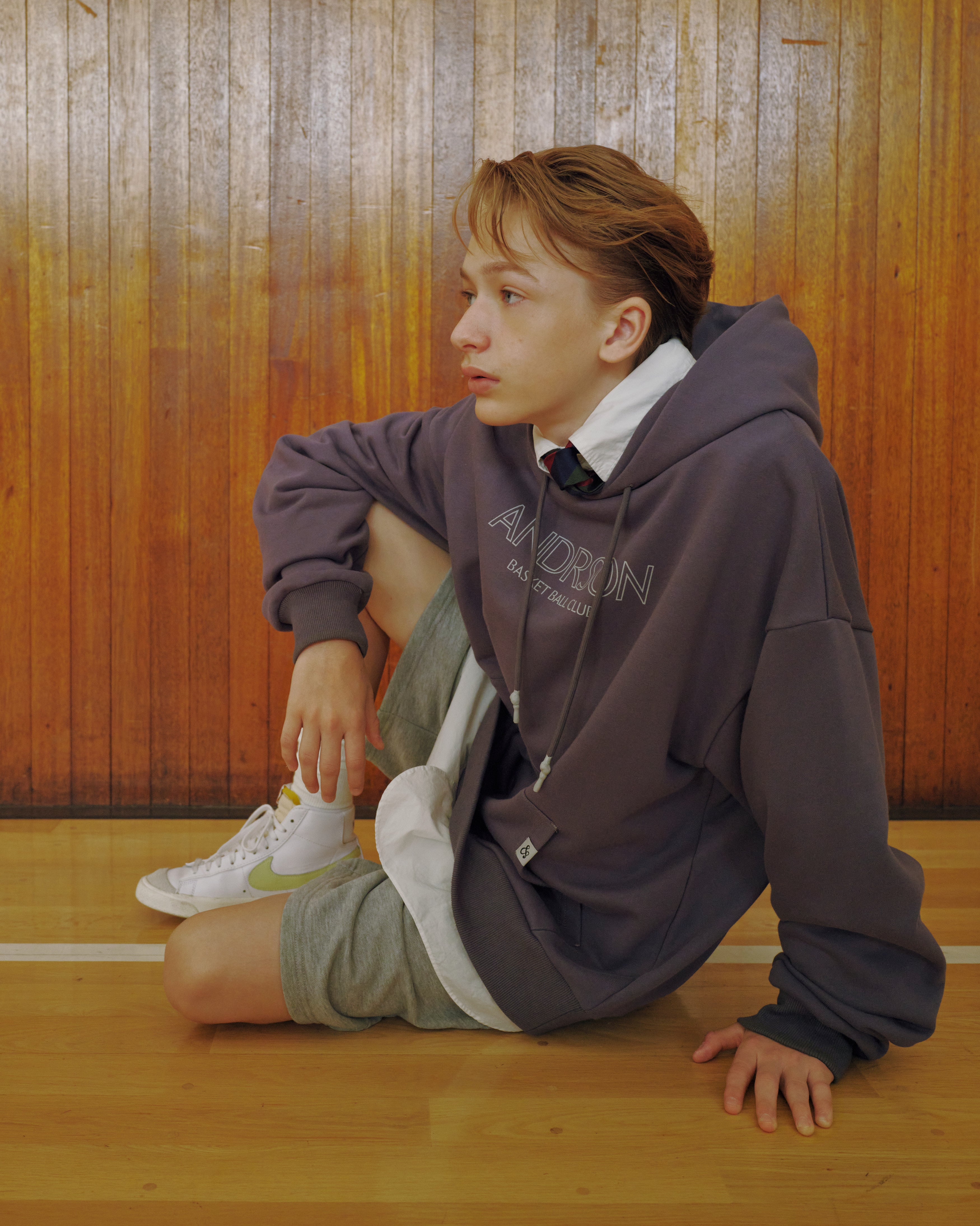 STANDARD LOGO HOODIE