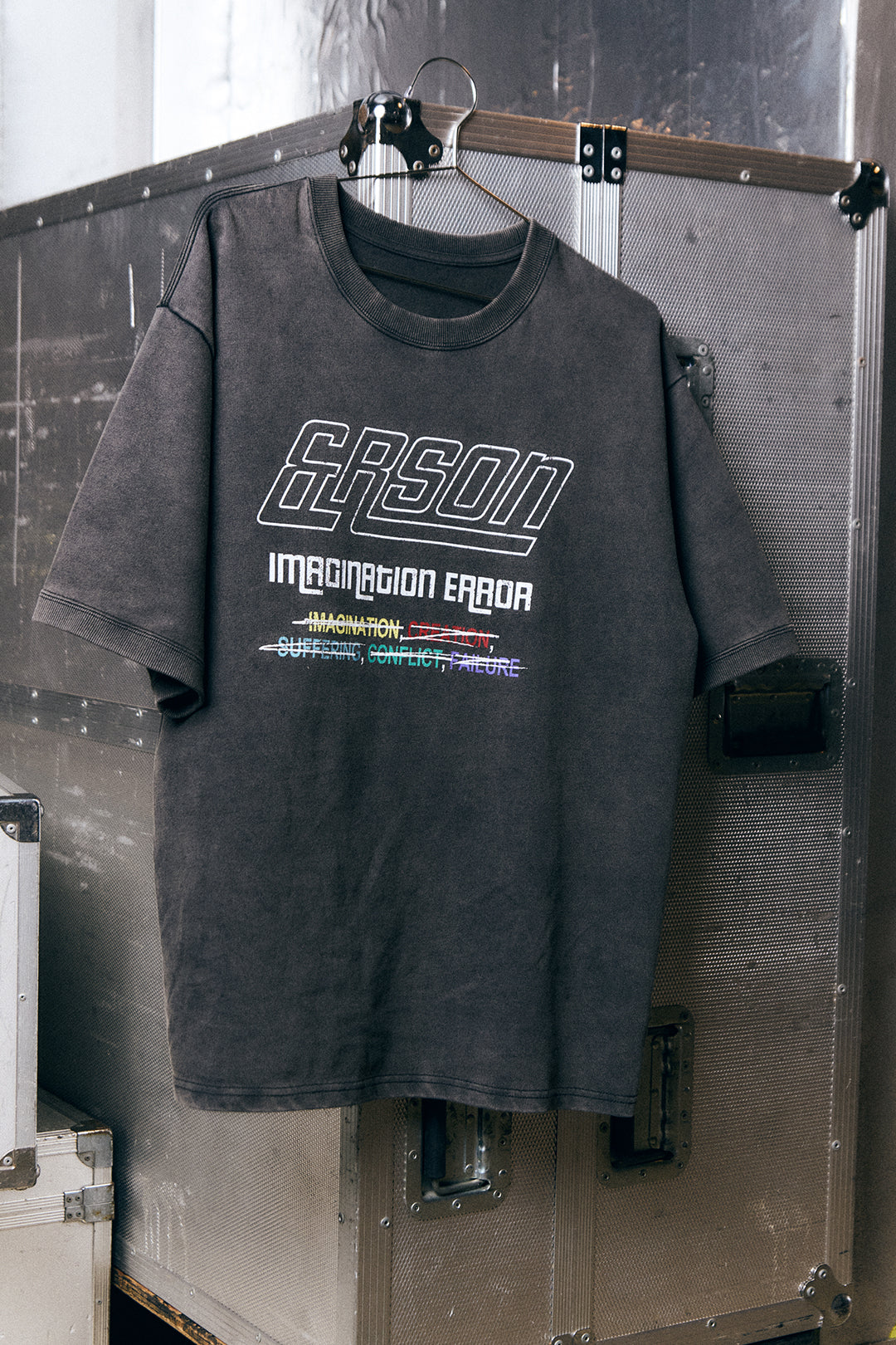 IMAGINATION ERROR T-SHIRTS BLACK