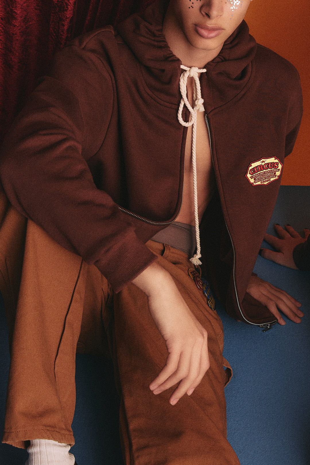 CIRCUS SWEAT FULL ZIP HOODIE