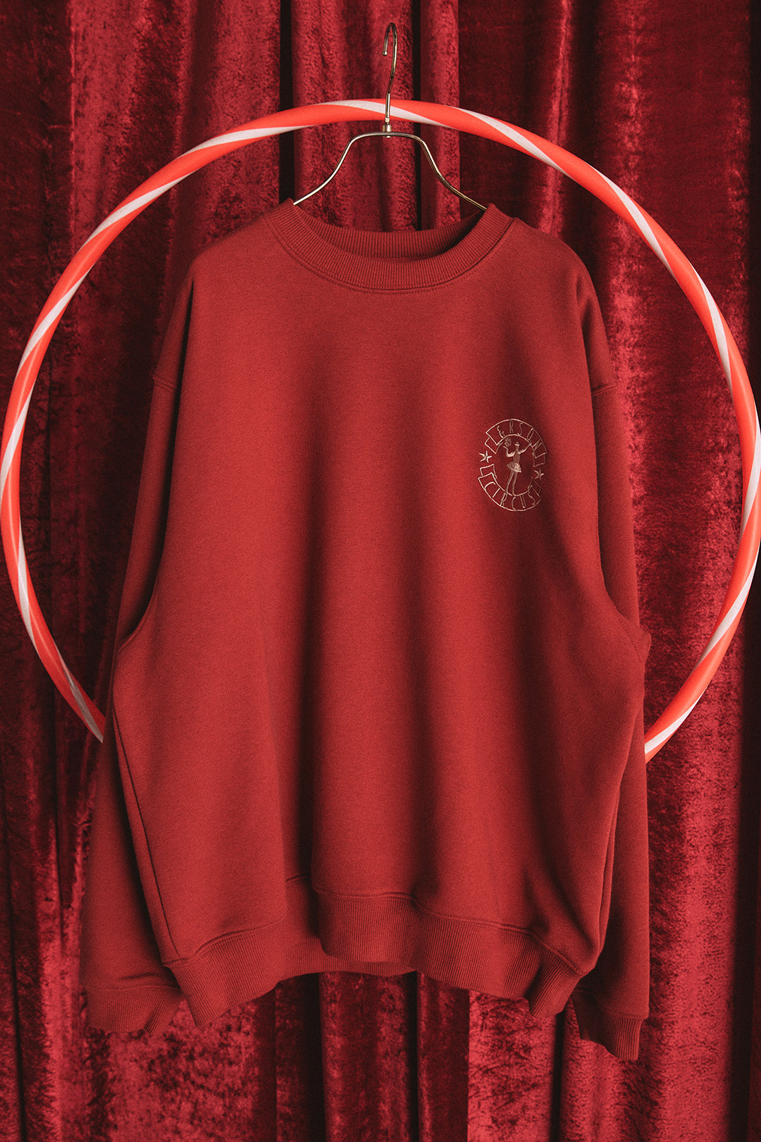 CIRCUS SWEAT SHIRTS