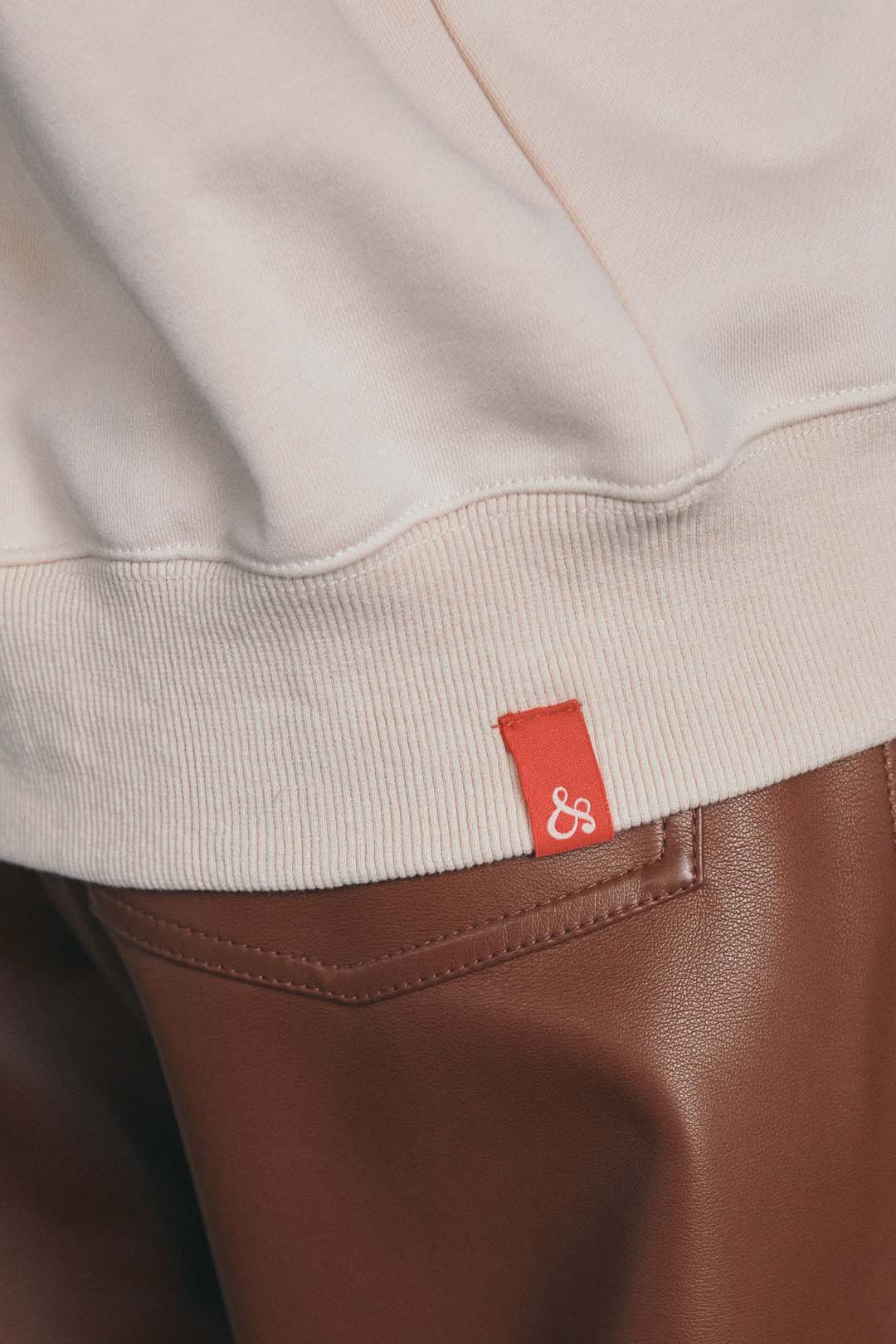 &RSON LEATHER WAPPEN HOODIE (BEIGE)