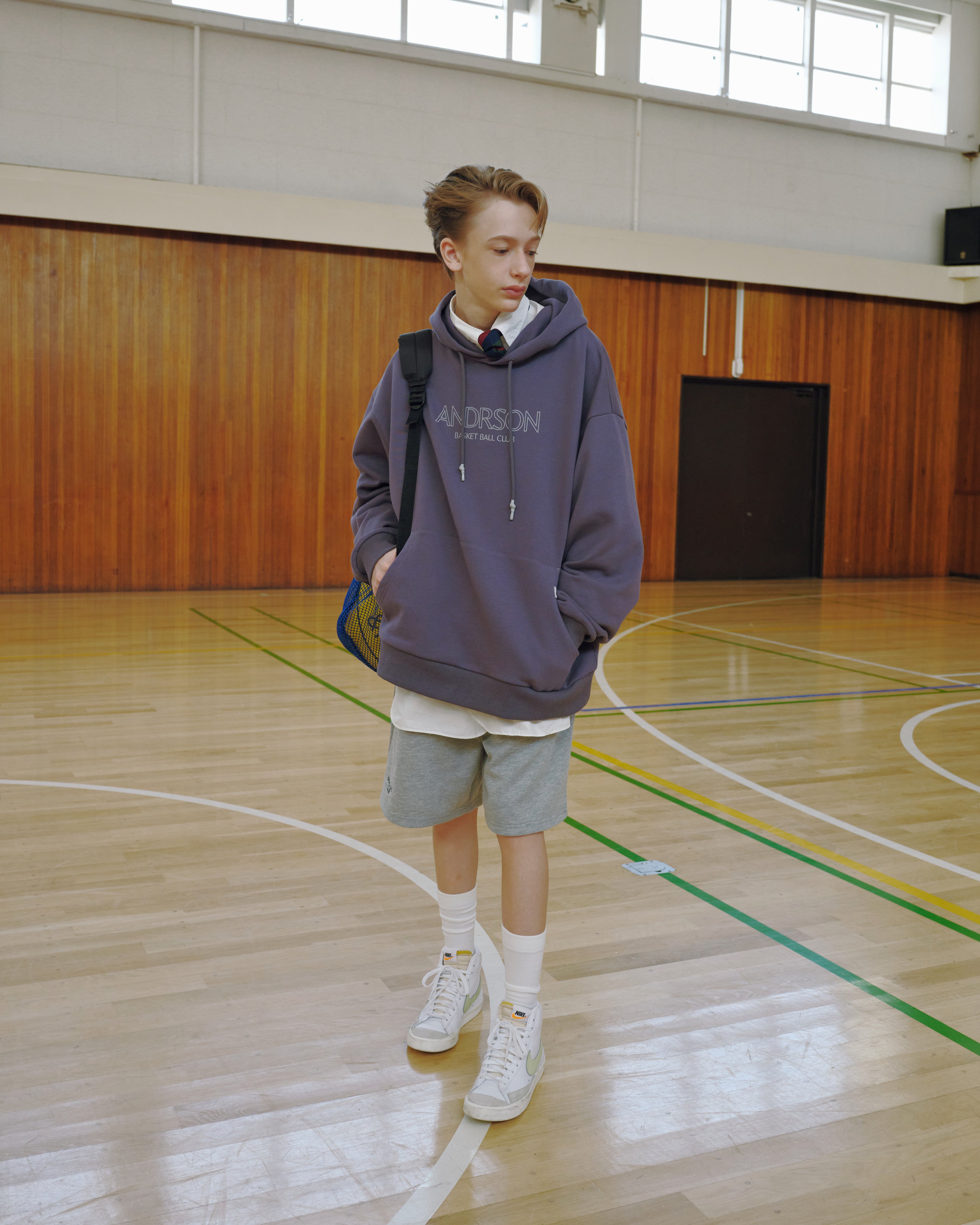 STANDARD LOGO HOODIE