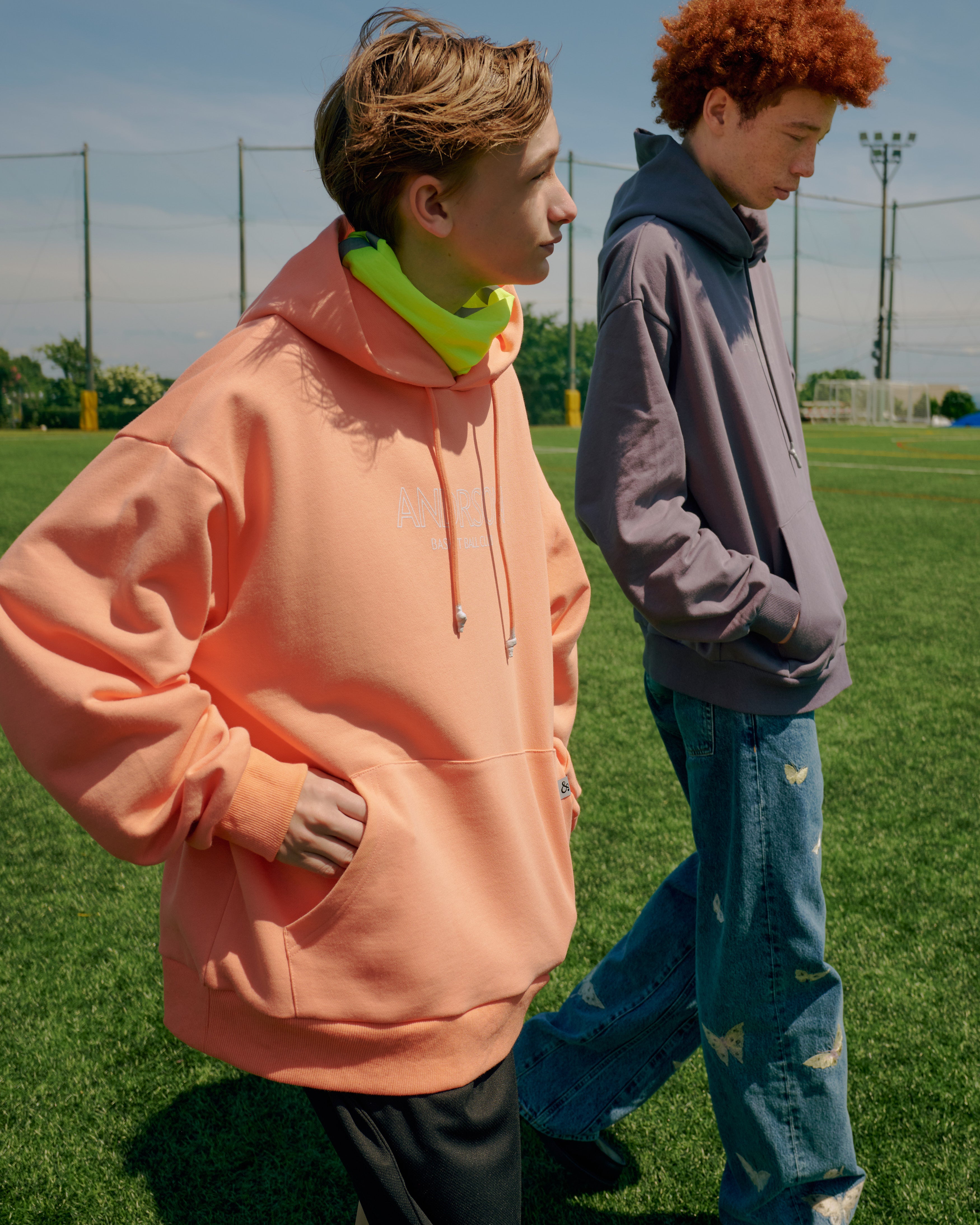 STANDARD LOGO HOODIE