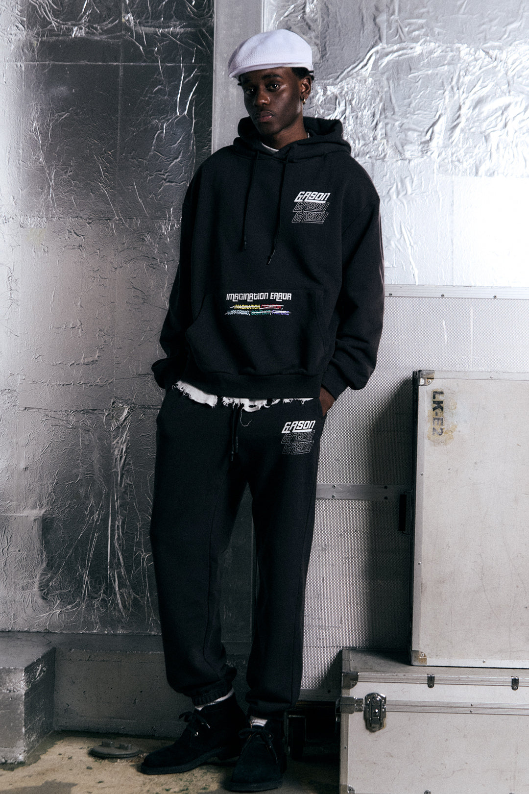 IMAGINATION ERROR SWEAT PANTS