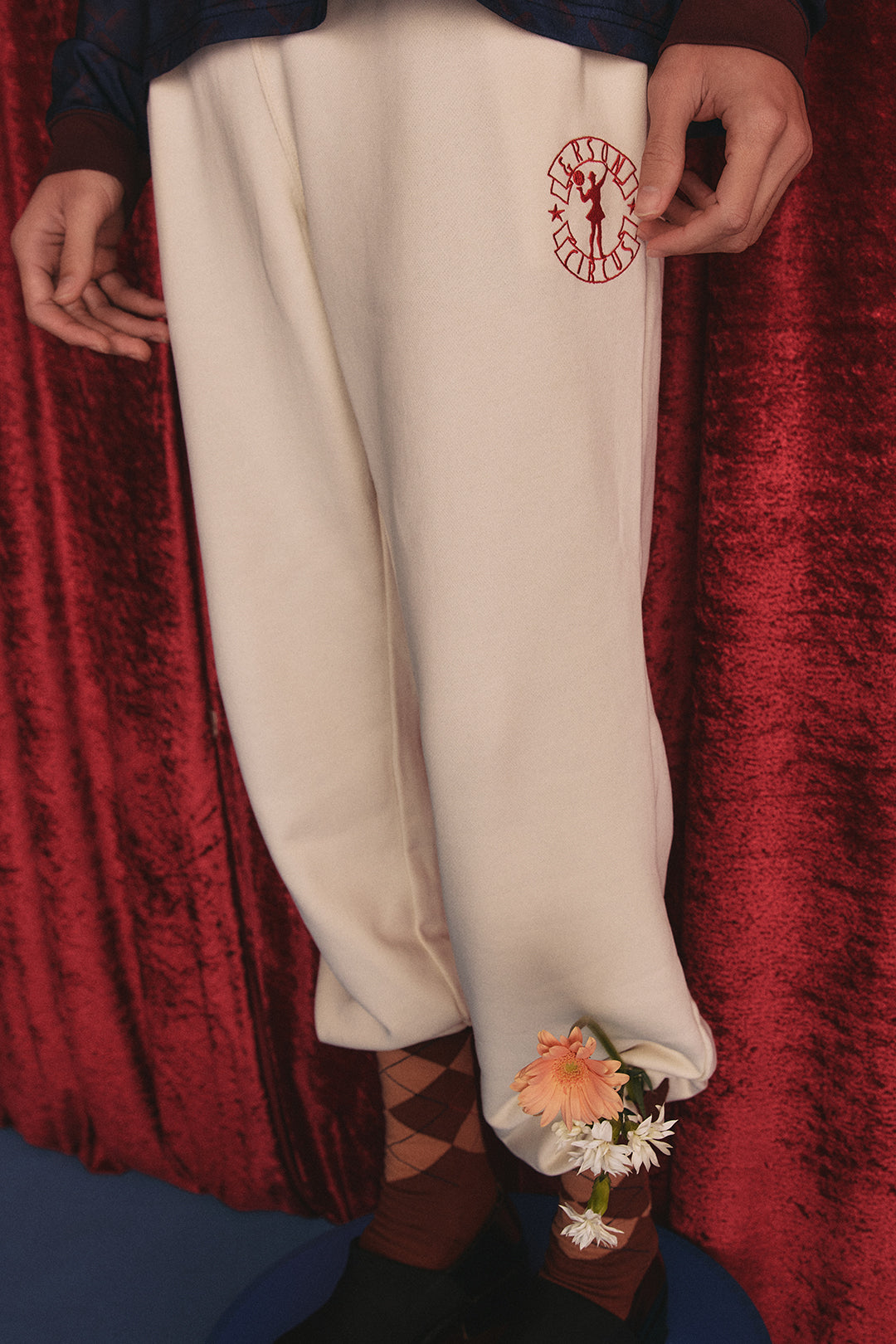 CIRCUS SWEAT PANTS