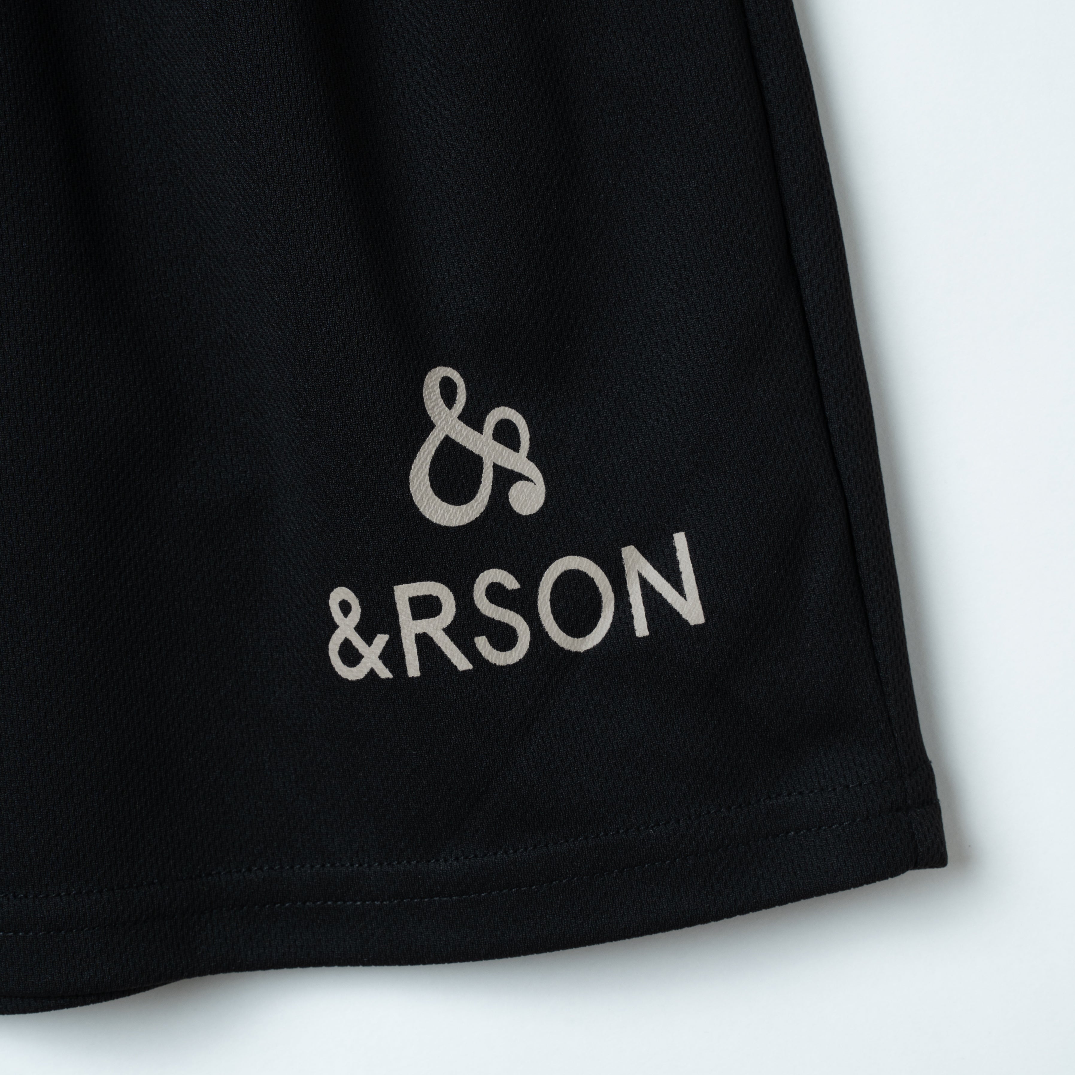STANDARD SHORTS BLACK