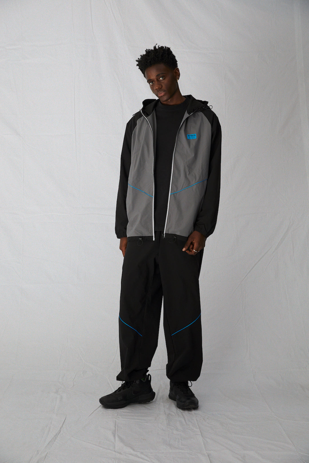 LINE WIND BREAK JACKET