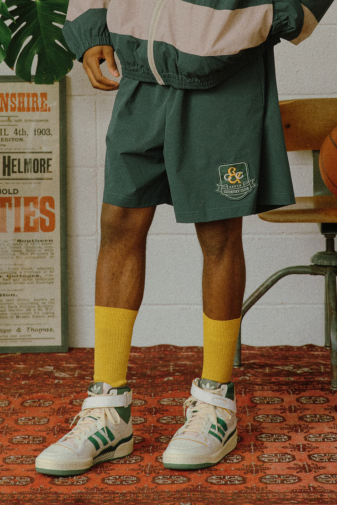 &RSON EMBLEM SHORTS